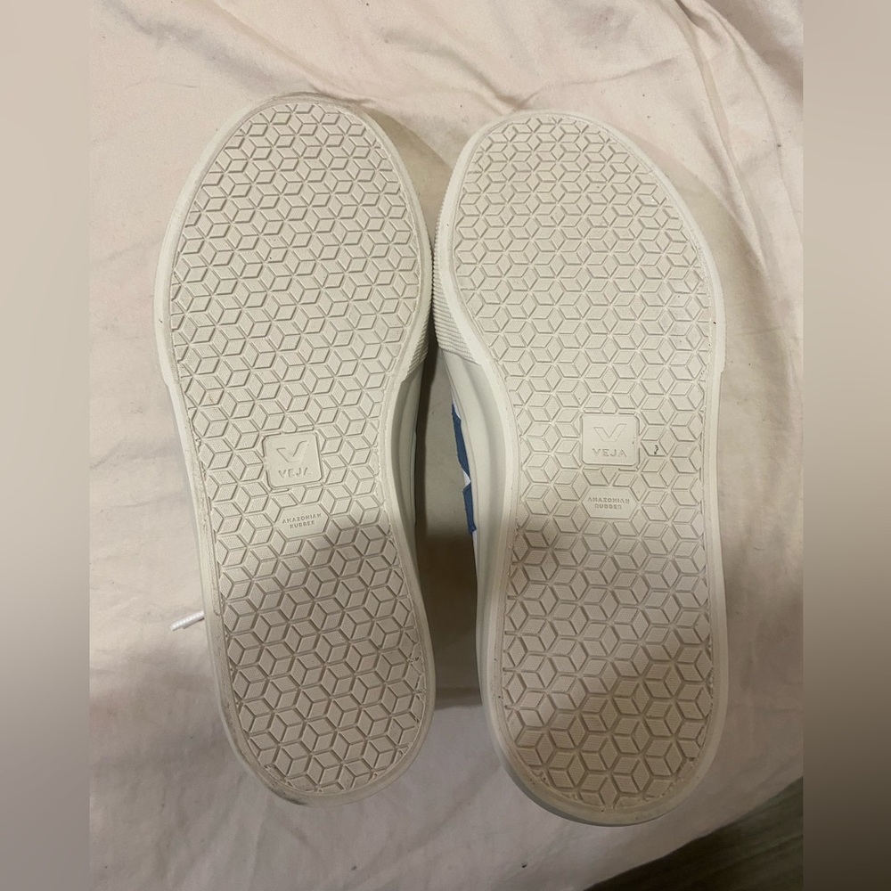 Vans White and Blue Sole Sneakers